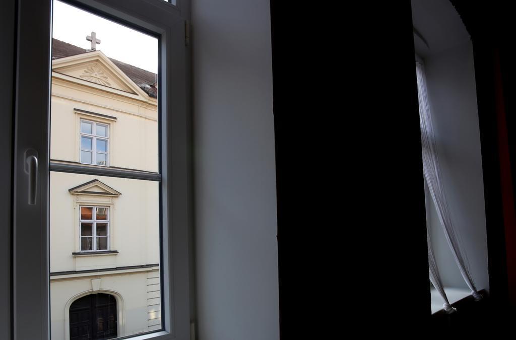 Apartment Old Zagreb Buitenkant foto